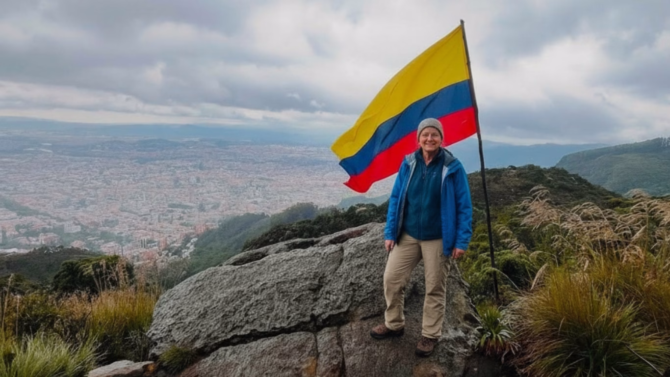 Zapatos cerrados de senderismo en el camino rocoso de Las Moyas, Bogotá, Colombia
