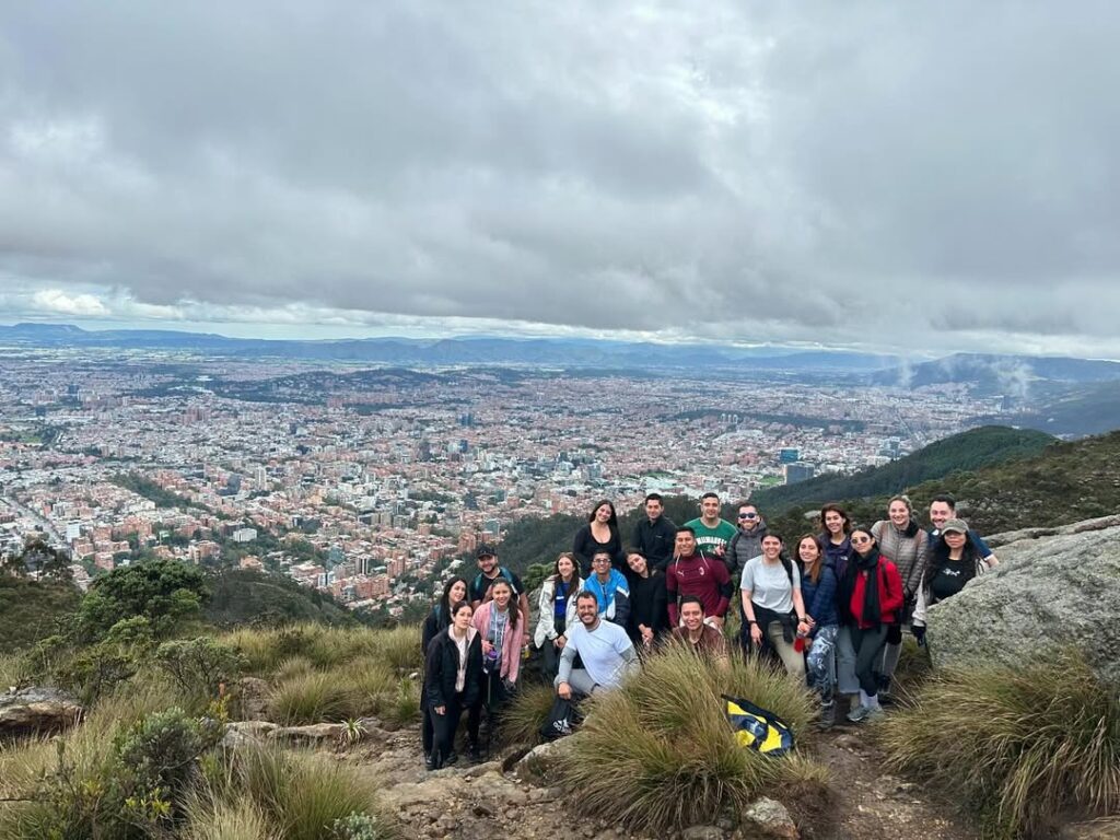 Hikers on the Las Moyas ridge above the city of Bogotá