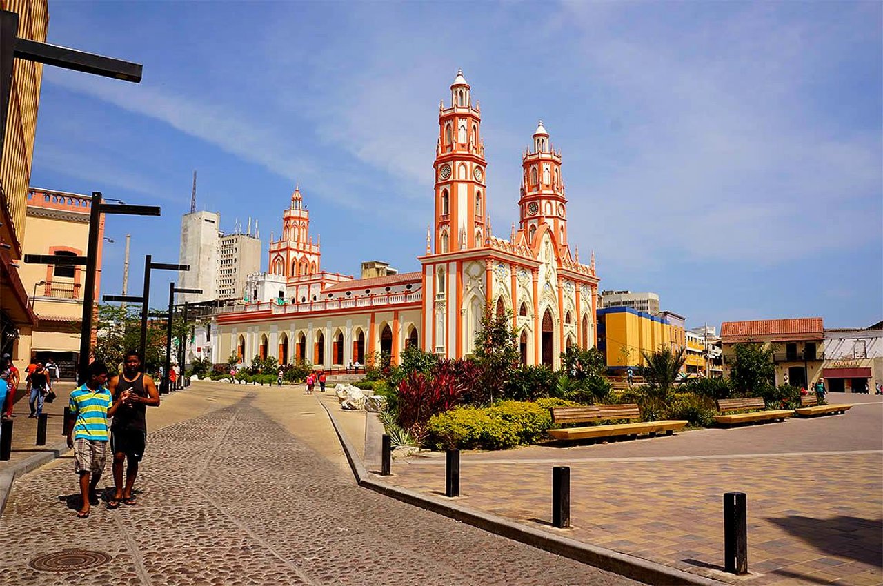 View of Catedral Metropolitana María Reina, a landmark stop on a Barranquilla City Tour.